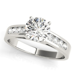 ENGAGEMENT RINGS SINGLE ROW CHANNEL SET