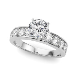 ENGAGEMENT RINGS SINGLE ROW CHANNEL SET