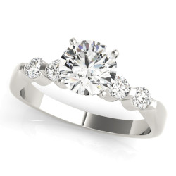 ENGAGEMENT RINGS SINGLE ROW PRONG SET