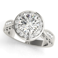 ENGAGEMENT RINGS HALO ROUND