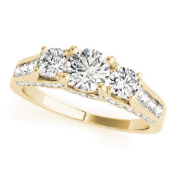 ENGAGEMENT RINGS 3 STONE ROUND