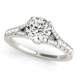 ENGAGEMENT RINGS SINGLE ROW PRONG SET
