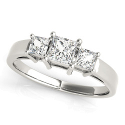 ENGAGEMENT RINGS 3 STONE PRINCESS
