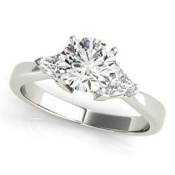 ENGAGEMENT RINGS 3 STONE TRILLION