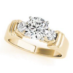 ENGAGEMENT RINGS 3 STONE ROUND
