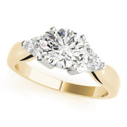 ENGAGEMENT RINGS 3 STONE TRILLION