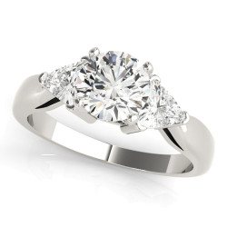 ENGAGEMENT RINGS 3 STONE TRILLION
