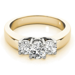 ENGAGEMENT RINGS 3 STONE ROUND