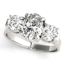ENGAGEMENT RINGS 3 STONE OVAL