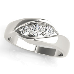 ENGAGEMENT RINGS 3 STONE ROUND