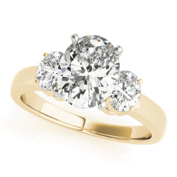 ENGAGEMENT RINGS 3 STONE OVAL
