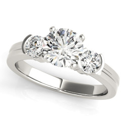 ENGAGEMENT RINGS 3 STONE ROUND