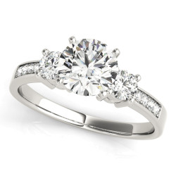 ENGAGEMENT RINGS 3 STONE ROUND