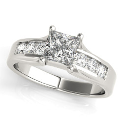 ENGAGEMENT RINGS SINGLE ROW CHANNEL SET
