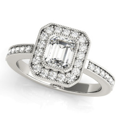 ENGAGEMENT RINGS HALO EMERALD