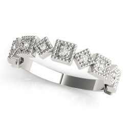 STACKABLE RING