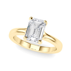 SOLITAIRE EMERALD CUT